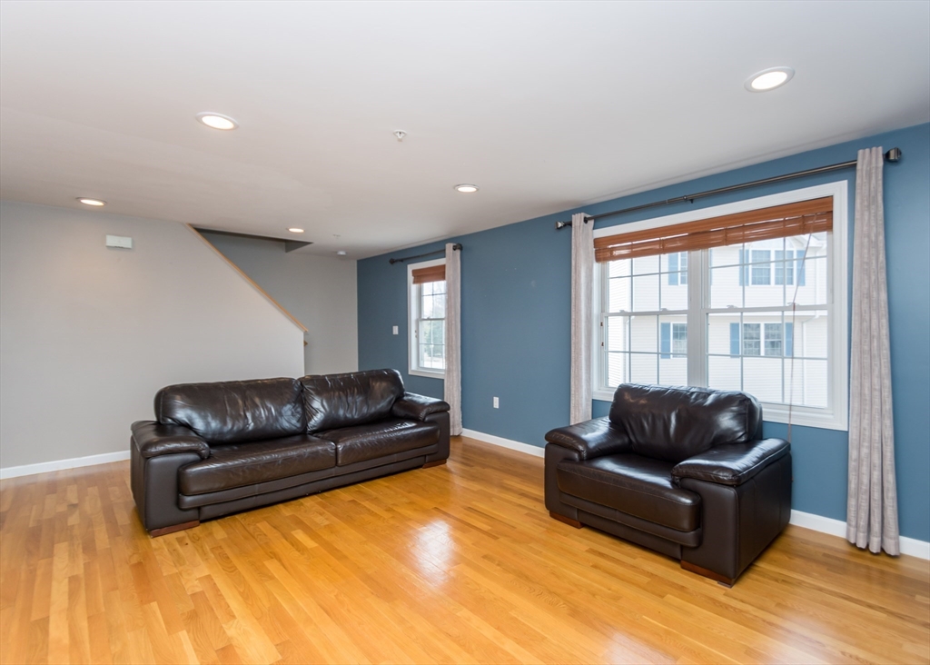 985 Trapelo Road, Unit 23 Waltham, MA 02452 - Photo 12 of 27