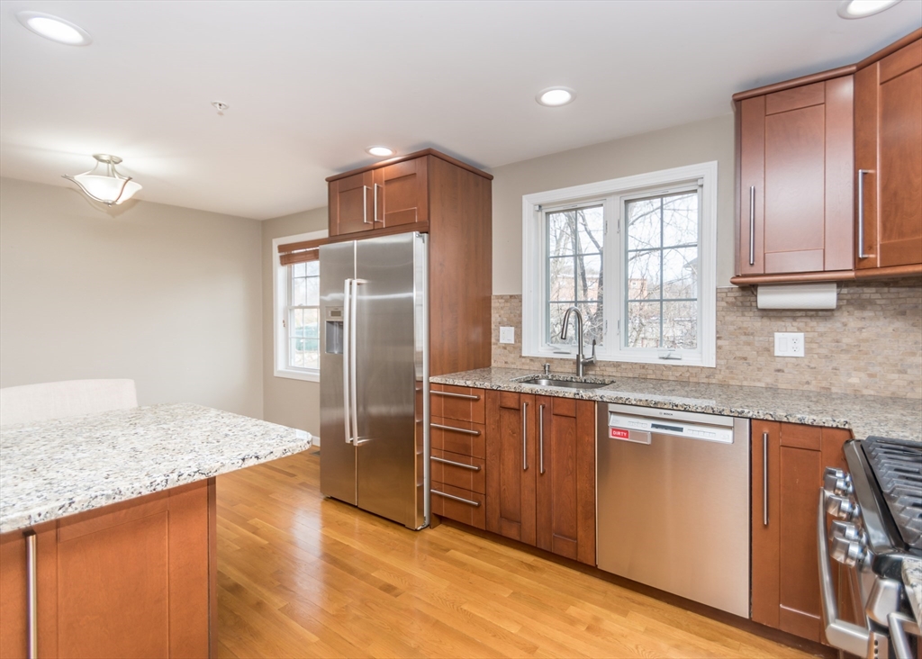 985 Trapelo Road, Unit 23 Waltham, MA 02452 - Photo 6 of 27