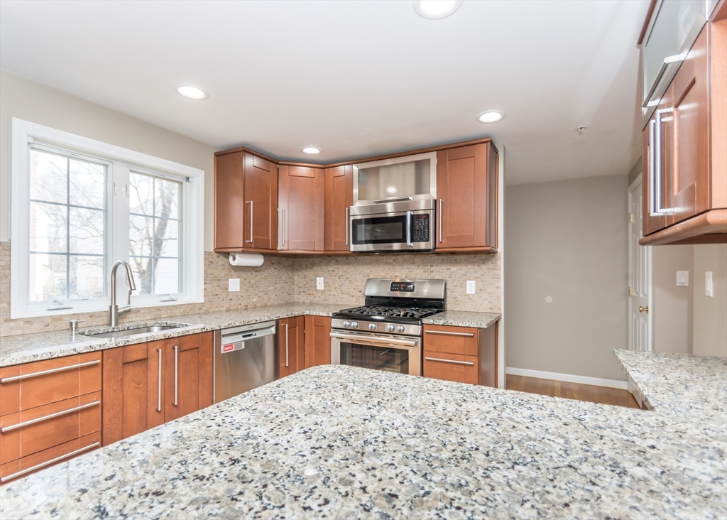 985 Trapelo Road, Unit 23 Waltham, MA 02452 - Photo 7 of 27