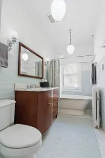 $325,000 | 1512 West Jonquil Terrace, Unit 3E, Chicago, IL 60626
