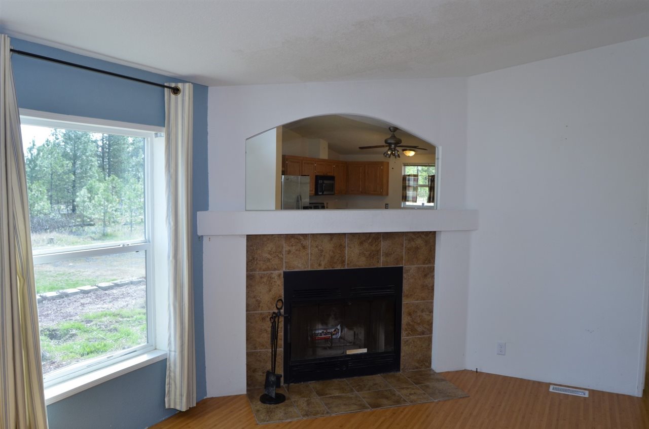 17512 West Bobwhite Road Cheney, WA 99004 - Photo 3 of 20 Gallery Image 3