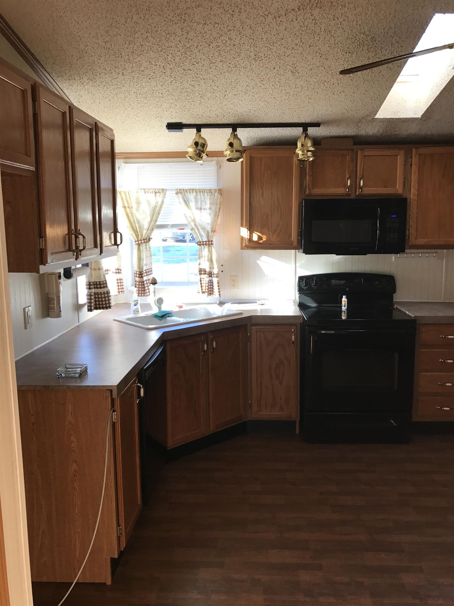 7468 Hickory Ridge Road Mount Juliet, TN 37122 - Photo 14 of 25 Kitchen