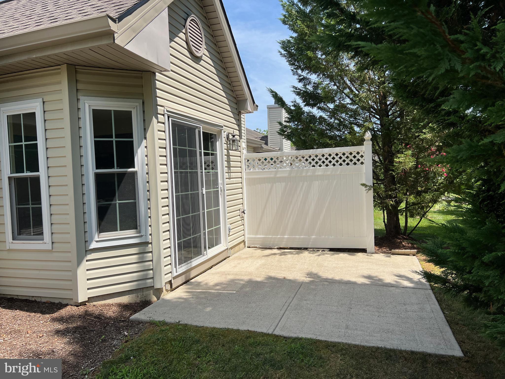 2 Brecht Road Hamilton, NJ 08690 - Photo 4 of 32