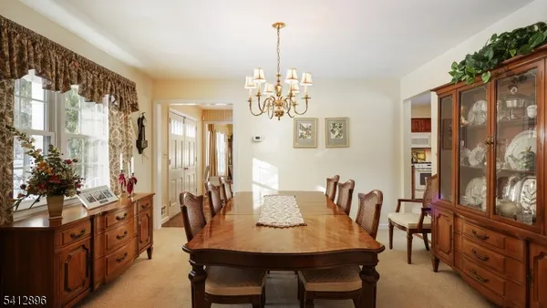 $879,900 | 21 Lenape Trail, Warren, NJ 07059