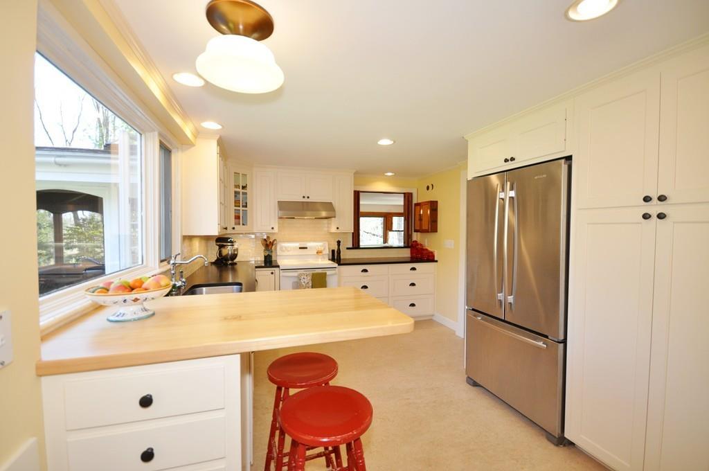 30 Taylor Road Acton, MA 01720 - Photo 4 of 41 Gallery Image 4