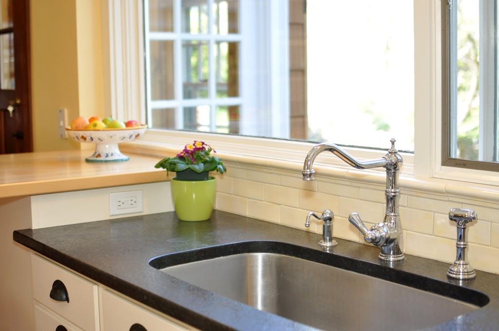 30 Taylor Road Acton, MA 01720 - Photo 7 of 41 Gallery Image 7
