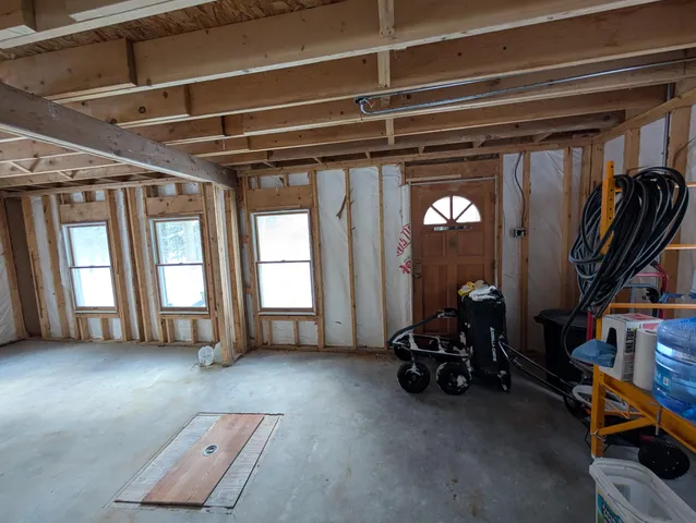 $224,900 | 6395 South Lakeshore Drive, Pentwater, MI 49449