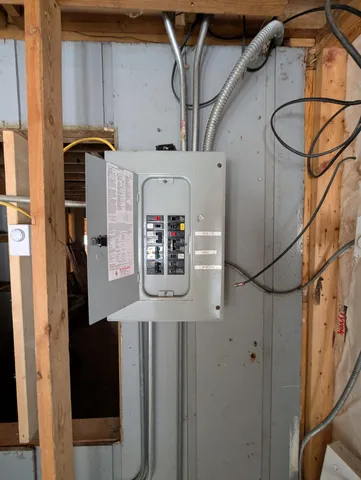 $224,900 | 6395 South Lakeshore Drive, Pentwater, MI 49449