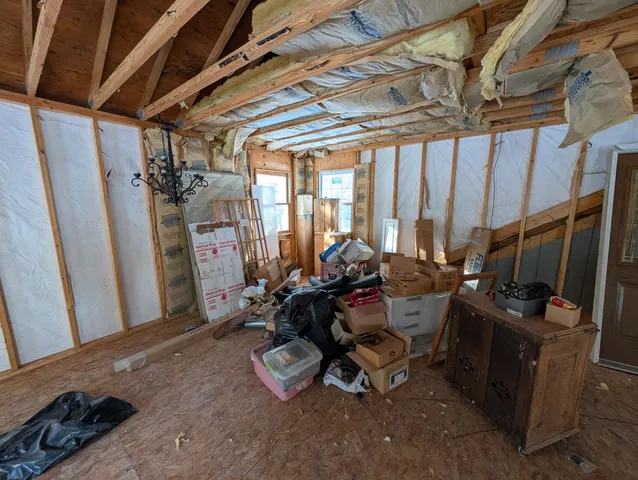 $224,900 | 6395 South Lakeshore Drive, Pentwater, MI 49449