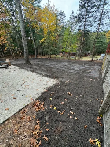 $224,900 | 6395 South Lakeshore Drive, Pentwater, MI 49449