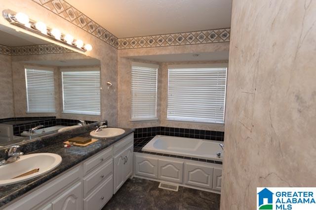 1370 Hollingsworth Road Jacksonville, AL 36265 - Photo 16 of 43
