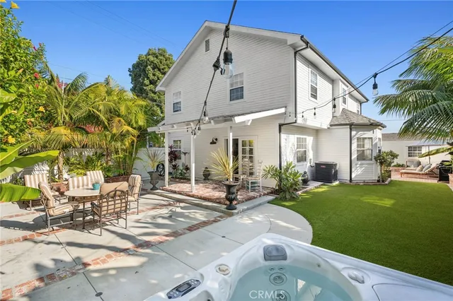 $2,695,000 | 201 East 21st Street, Costa Mesa, CA 92627
