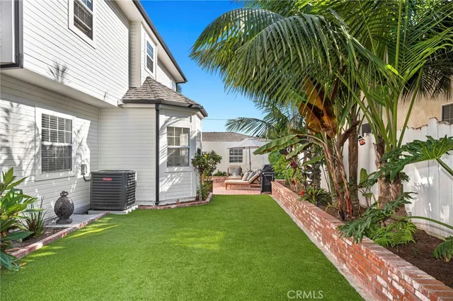 $2,695,000 | 201 East 21st Street, Costa Mesa, CA 92627