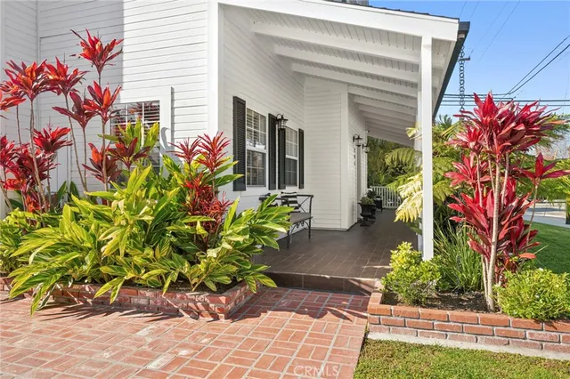 $2,695,000 | 201 East 21st Street, Costa Mesa, CA 92627