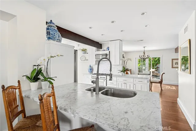 $2,695,000 | 201 East 21st Street, Costa Mesa, CA 92627