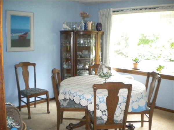 33 Royce Road Marlborough, MA 01752 - Photo 3 of 22 Gallery Image 3