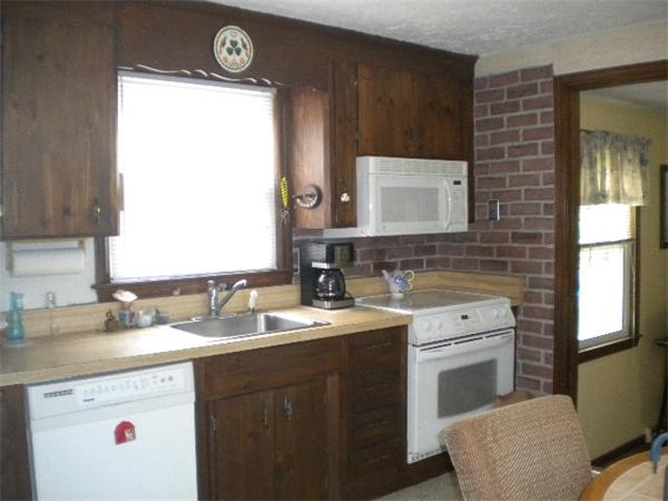 33 Royce Road Marlborough, MA 01752 - Photo 8 of 22 Gallery Image 8