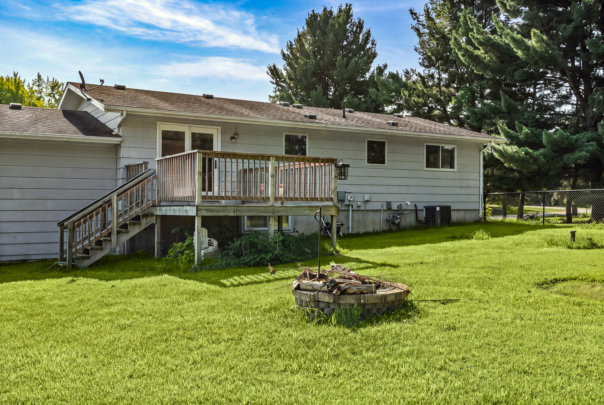 18065 Icicle Road Sparta, WI 54656 - Photo 28 of 34 Deck
