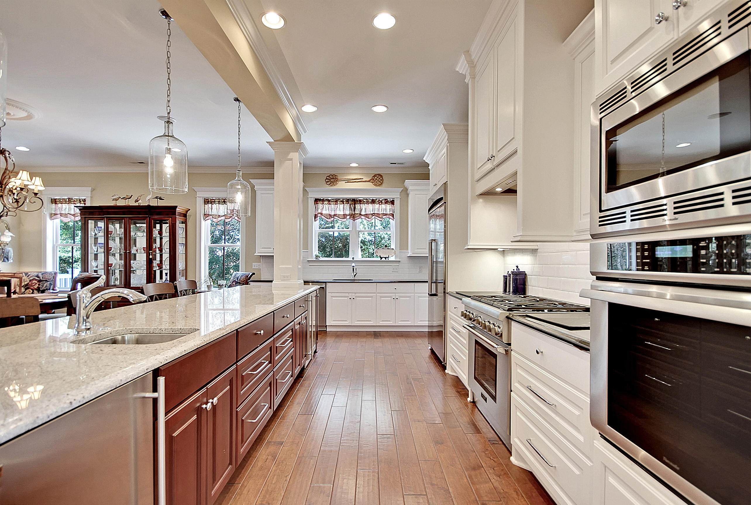 1687 Back Creek Road Charleston, SC 29412 - Photo 8 of 40 Kitchen