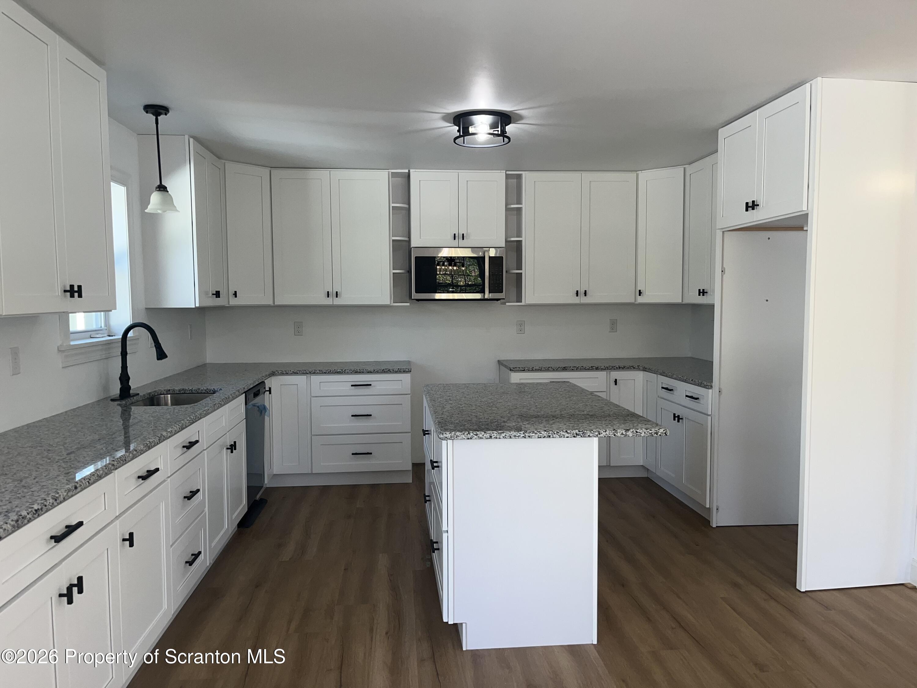 111 Monterey Road Scranton, PA 18505 - Photo 2 of 23 IMG_3559