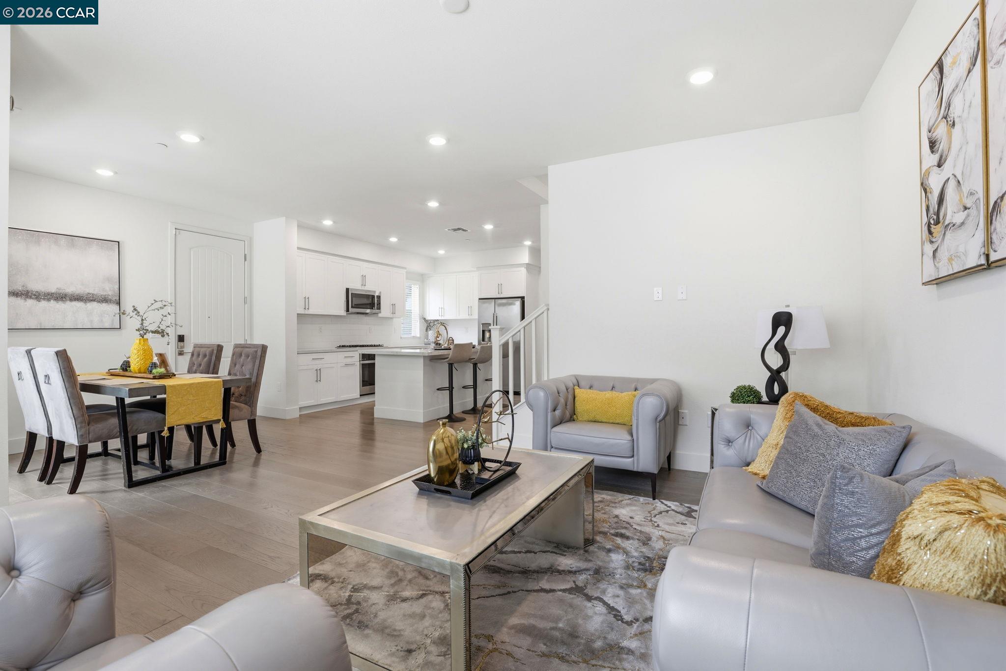 61101 Via Vicenza San Ramon, CA 94583 - Photo 5 of 40