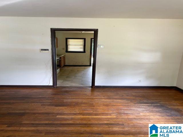 220 14th Avenue Southwest Birmingham, AL 35211 - Photo 3 of 16