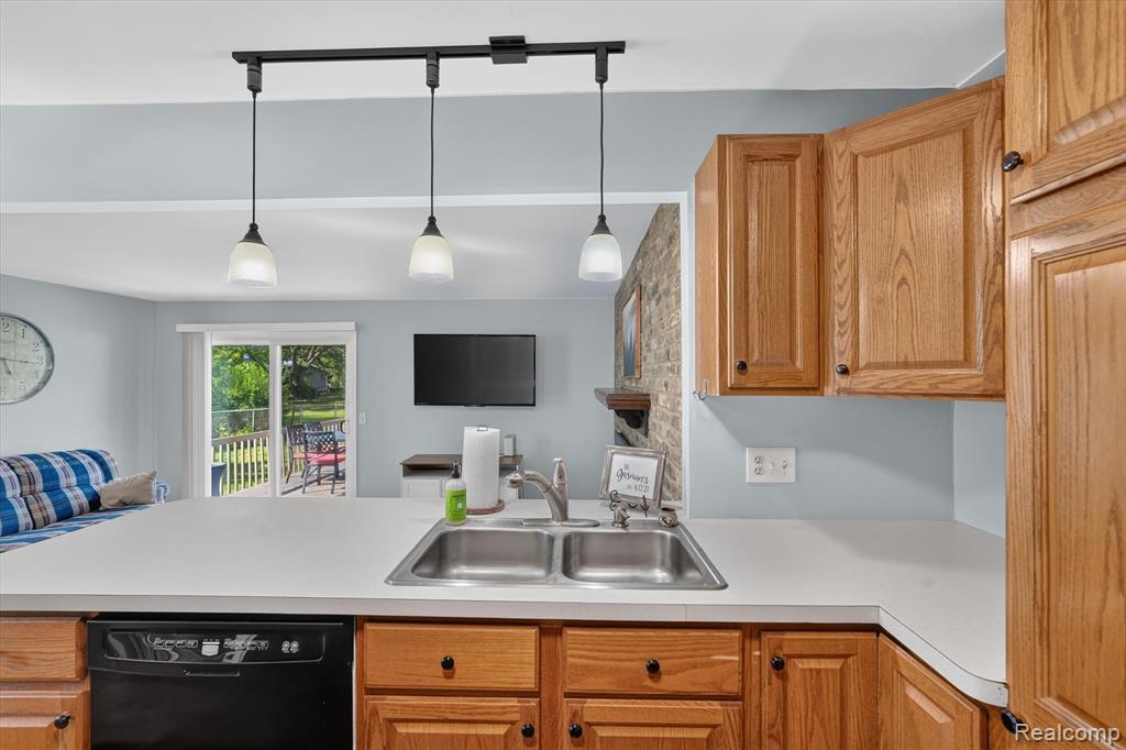 5521 Independence Colony Road Grand Blanc, MI 48439 - Photo 20 of 45