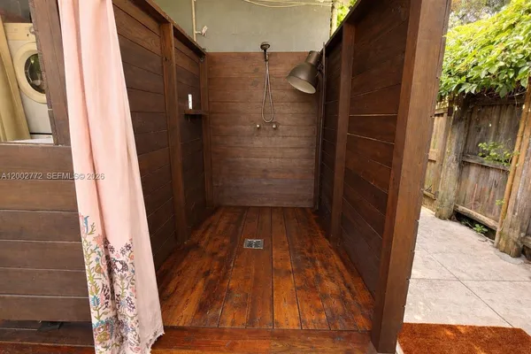 $4,000 | 431 Northwest 107th Street, Unit 431, Miami, FL 33168