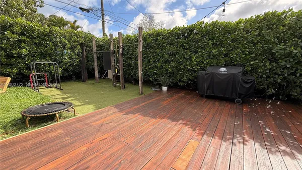 $4,000 | 431 Northwest 107th Street, Unit 431, Miami, FL 33168