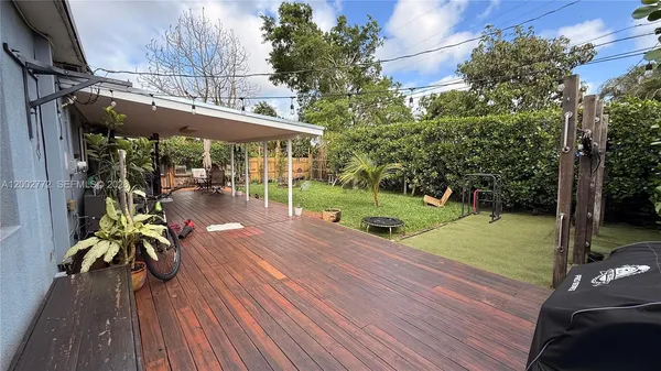 $4,000 | 431 Northwest 107th Street, Unit 431, Miami, FL 33168