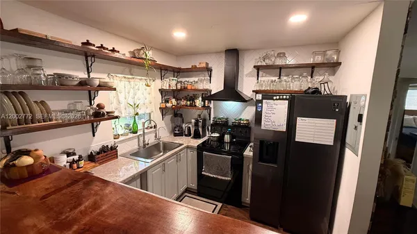 $4,000 | 431 Northwest 107th Street, Unit 431, Miami, FL 33168