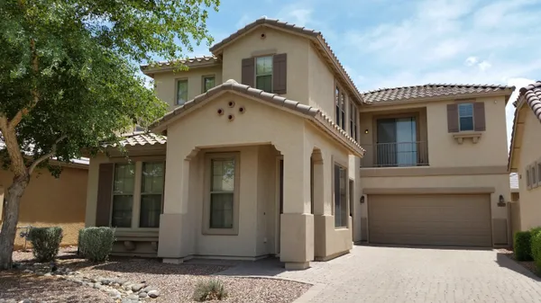 $2,150 | 5627 West Huntington Drive, Laveen, AZ 85339