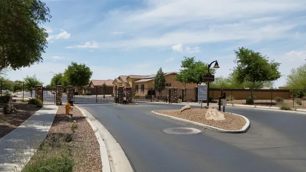 $2,150 | 5627 West Huntington Drive, Laveen, AZ 85339