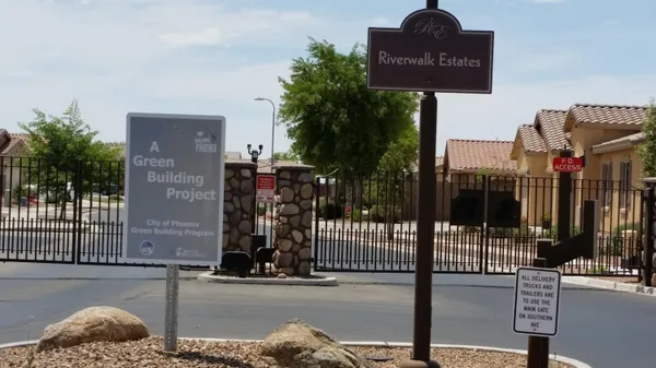 $2,150 | 5627 West Huntington Drive, Laveen, AZ 85339