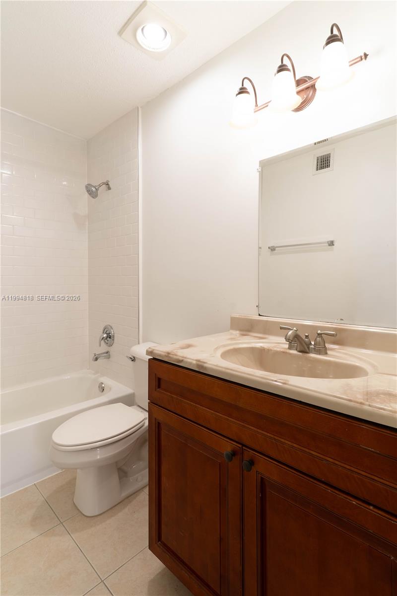 875 Riverside Drive, Unit 715 Coral Springs, FL 33071 - Photo 17 of 24