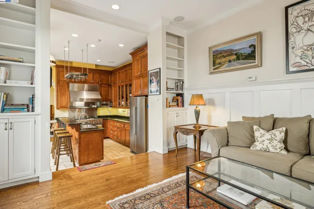 $4,250,000 | 2070 Bush Street, San Francisco, CA 94115