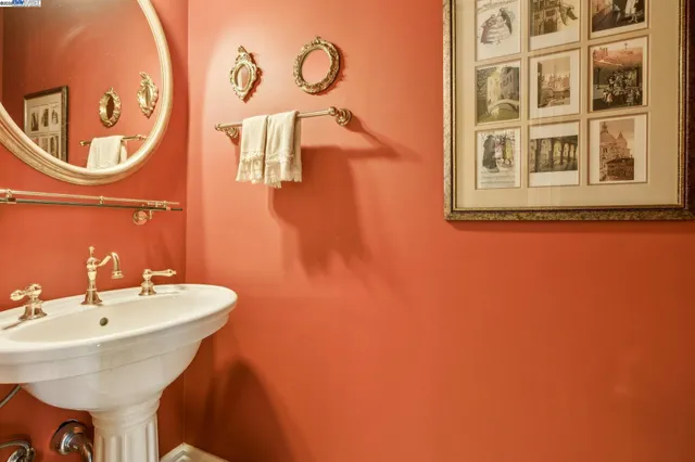 $4,250,000 | 2070 Bush Street, San Francisco, CA 94115