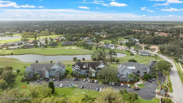$194,000 | 575 Shadow Wood Lane, Unit 221, Titusville, FL 32780