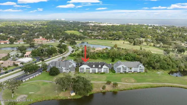 $194,000 | 575 Shadow Wood Lane, Unit 221, Titusville, FL 32780