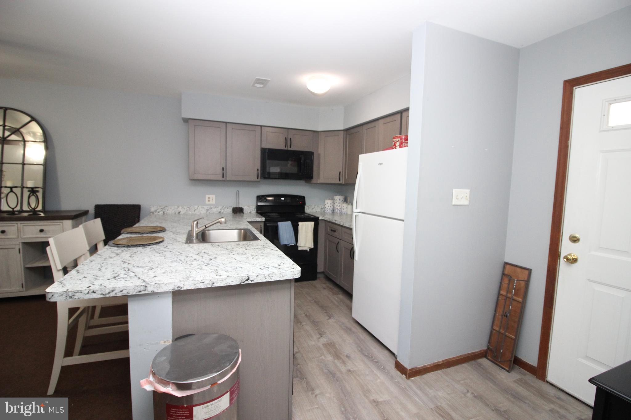 214 Spring House Lane Telford, PA 18969 - Photo 5 of 20