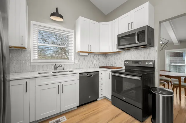 $359,900 | 1110 Trinity Drive, Murfreesboro, TN 37129