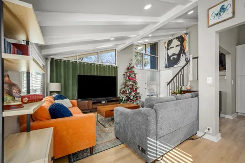 $359,900 | 1110 Trinity Drive, Murfreesboro, TN 37129