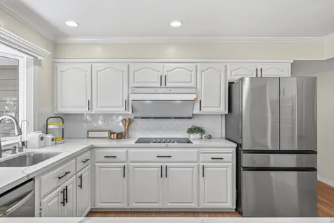 $3,988,950 | 19319 Falmouth Court, Saratoga, CA 95070