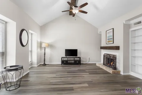 $137,500 | 8155 Jefferson Highway, Unit 603, Baton Rouge, LA 70809