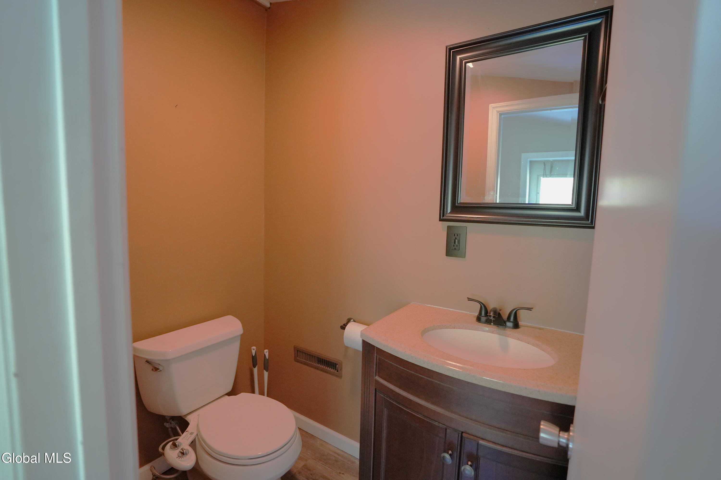 301 Bemis Road Gloversville, NY 12078 - Photo 19 of 26 24