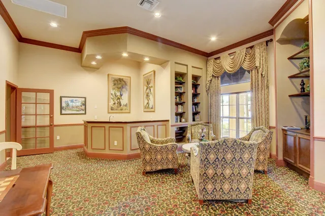 $325,000 | 500 Scotia Drive, Unit 305, Hypoluxo, FL 33462