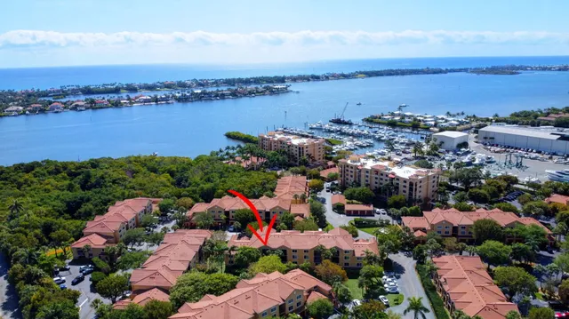 $325,000 | 500 Scotia Drive, Unit 305, Hypoluxo, FL 33462