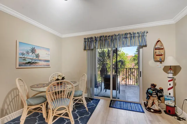 $325,000 | 500 Scotia Drive, Unit 305, Hypoluxo, FL 33462