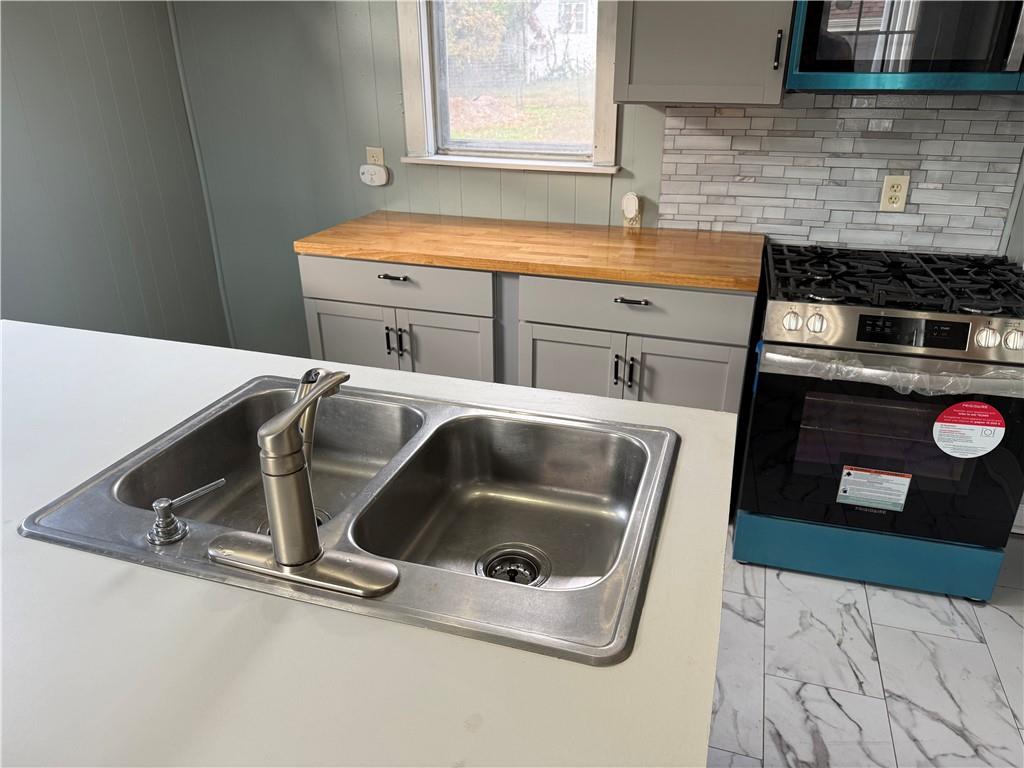 308 16th Street Lexington, MO 64067 - Photo 9 of 22