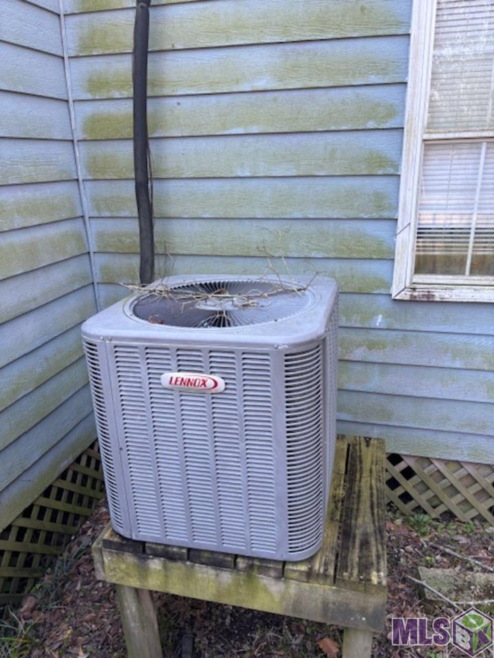 3833 Sycamore Street Baton Rouge, LA 70805 - Photo 8 of 12